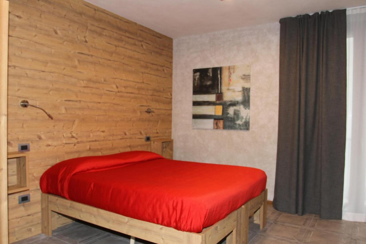 B&B Corte Rossa Tirano Eksteriør billede